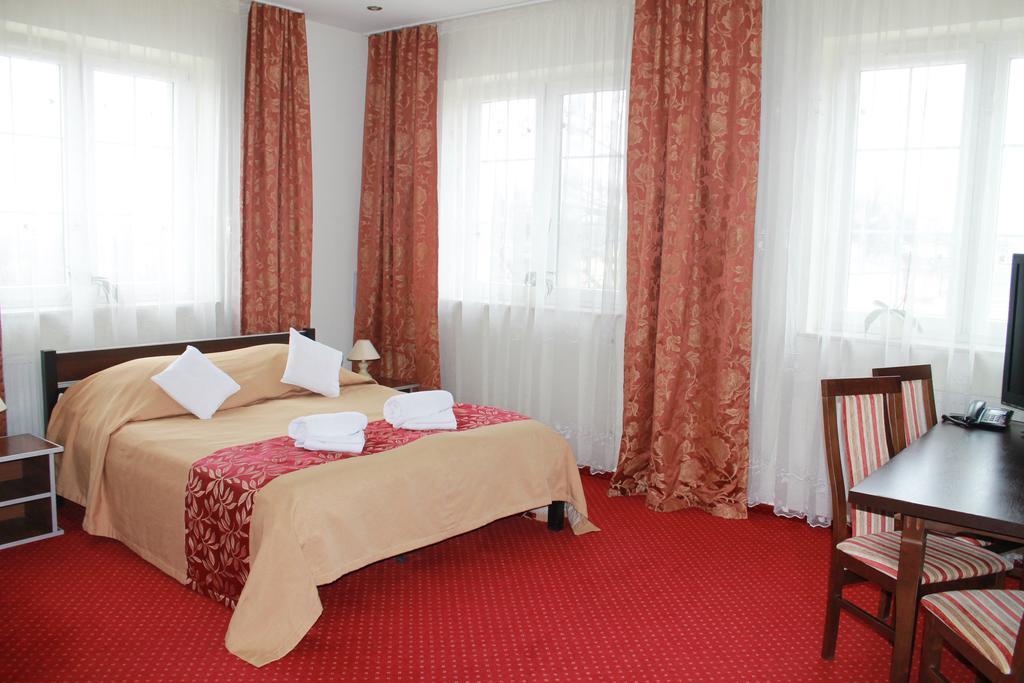 Hotel Kaprys Świdnik 외부 사진